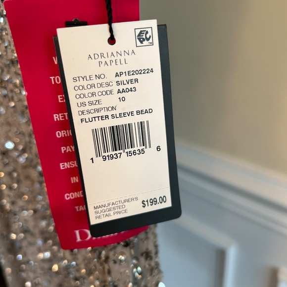 NWT Adrianna PaPell Short Sleeve Sequin Dress Size 10 - Picture 4 of 6